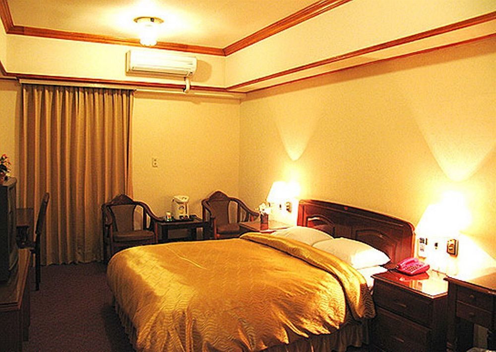 Sin Fu Business Hotel Tchaj-čung Exteriér fotografie